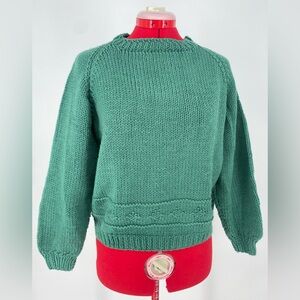 Vintage Handmade Green Long Sleeve Knit Crew Neck Sweater 60s / 70s
